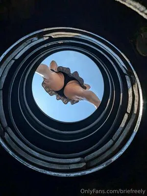 Briefreely OnlyFans Leaked Free Thumbnail Picture - #IoLfsUAeSi