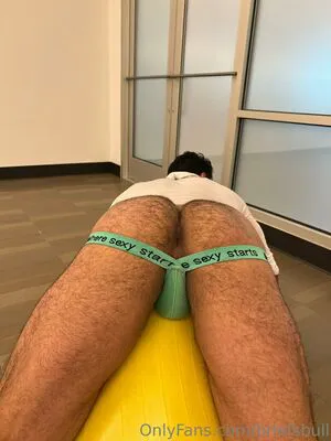 Briefsbull OnlyFans Leaked Free Thumbnail Picture - #zeySCROD87