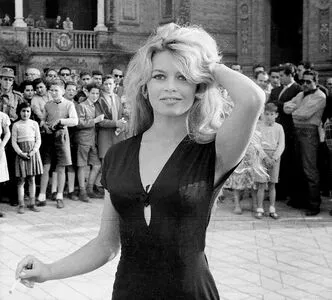 Brigitte Bardot OnlyFans Leaked Free Thumbnail Picture - #9eNBvIKeP2