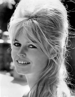 Brigitte Bardot OnlyFans Leaked Free Thumbnail Picture - #WoCBnbYD44