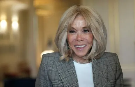 Brigitte Macron OnlyFans Leaked Free Thumbnail Picture - #AmXzeEaBr9