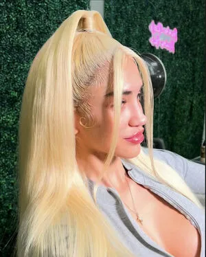 Briiellas OnlyFans Leaked Free Thumbnail Picture - #tFKLX4EHNo