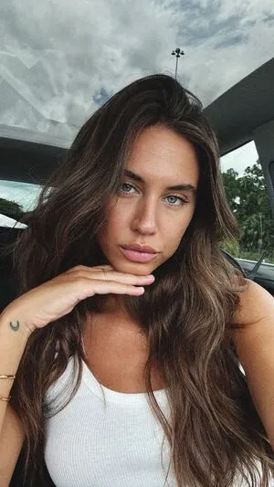 Brit Manuela OnlyFans Leaked Free Thumbnail Picture - #341c8F2Kf1