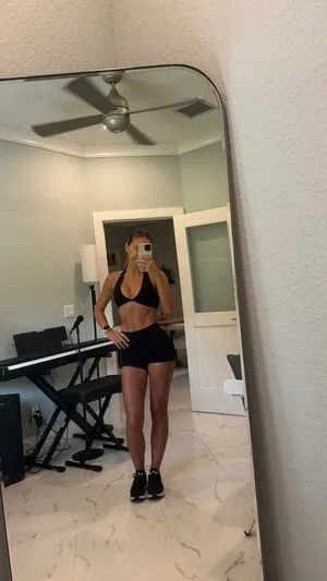 Brit Manuela OnlyFans Leaked Free Thumbnail Picture - #RUBwrGVKdY