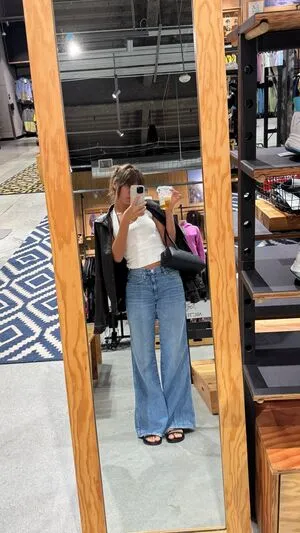 Brit Manuela OnlyFans Leaked Free Thumbnail Picture - #hZWdWZsadu