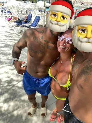 Brithotwife OnlyFans Leaked Free Thumbnail Picture - #5PimMnyOhS