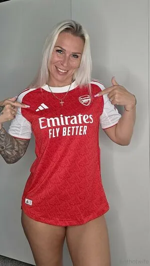 Brithotwife OnlyFans Leaked Free Thumbnail Picture - #6wjs2b3RnY