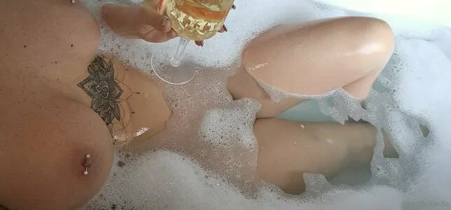 Brithotwife OnlyFans Leaked Free Thumbnail Picture - #B8PPlvIVy7