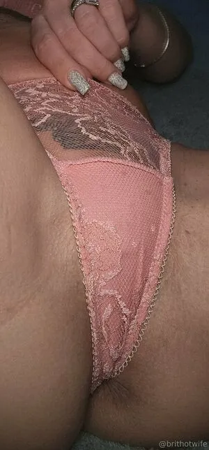 Brithotwife OnlyFans Leaked Free Thumbnail Picture - #as696Vy7GR