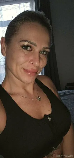 Brithotwife OnlyFans Leaked Free Thumbnail Picture - #cG8gnGumim