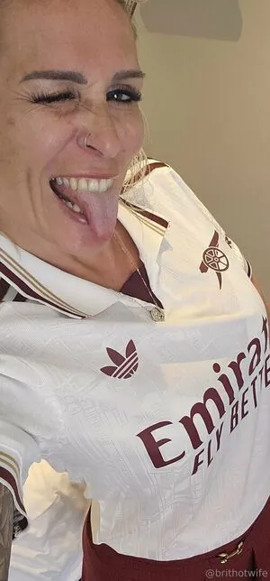 Brithotwife OnlyFans Leaked Free Thumbnail Picture - #dbtOzVqRjv