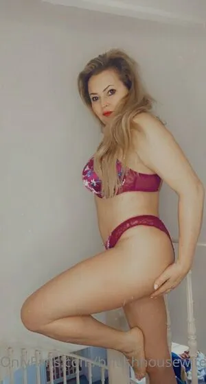 Britishhousewife OnlyFans Leaked Free Thumbnail Picture - #59dbt1Mg1o