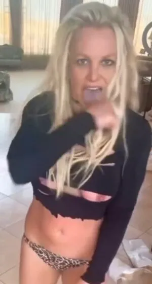 Britney Spears OnlyFans Leaked Free Thumbnail Picture - #8k4xF75YNp