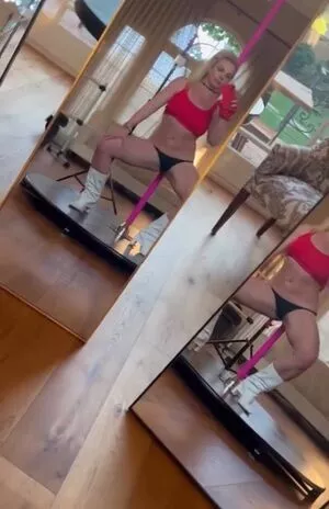 Britney Spears OnlyFans Leaked Free Thumbnail Picture - #DWC1moBUM2