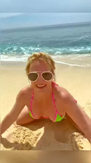 Britney Spears OnlyFans Leaked Free Thumbnail Picture - #GOG2Dm4gsl