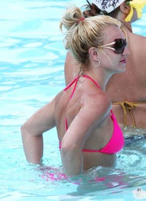Britney Spears OnlyFans Leaked Free Thumbnail Picture - #NZ6EUSs9r0