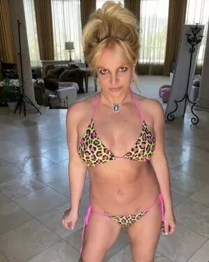 Britney Spears OnlyFans Leaked Free Thumbnail Picture - #PBowoBNNWz