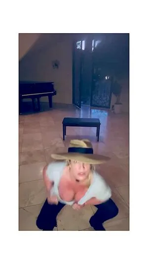 Britney Spears OnlyFans Leaked Free Thumbnail Picture - #esQUtT1XKo