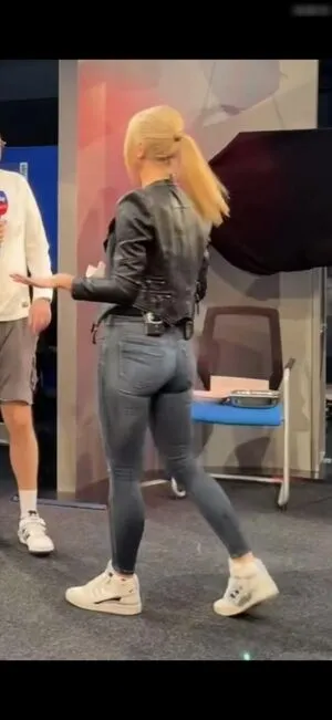 Britta Hofmann OnlyFans Leaked Free Thumbnail Picture - #7fbiP8pNMy