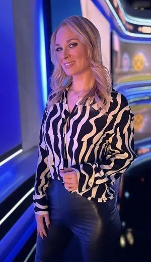 Britta Hofmann OnlyFans Leaked Free Thumbnail Picture - #f5KhQqk08F