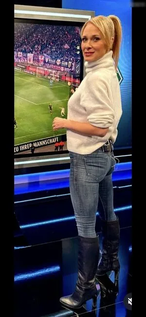 Britta Hofmann OnlyFans Leaked Free Thumbnail Picture - #kkKgLkdkZk