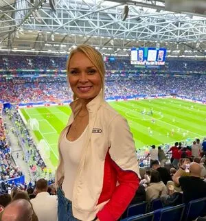 Britta Hofmann OnlyFans Leaked Free Thumbnail Picture - #ngW3bqZsod