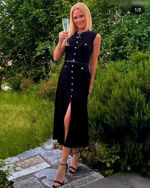 Britta Hofmann OnlyFans Leaked Free Thumbnail Picture - #sg177H1G6T