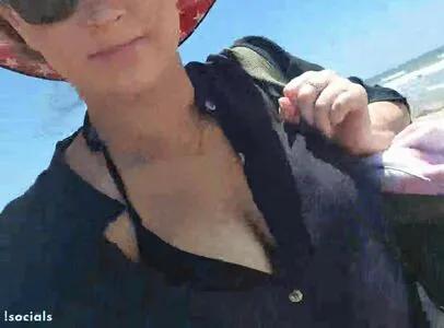 Brittany OnlyFans Leaked Free Thumbnail Picture - #d8329jnhbT