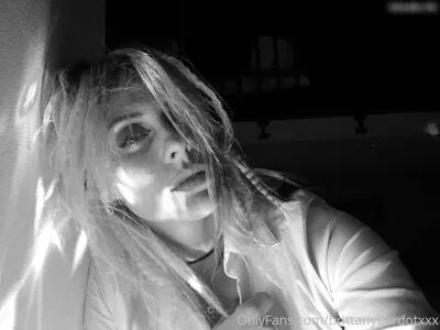 Brittany Bardot OnlyFans Leaked Free Thumbnail Picture - #5UIesRGt92