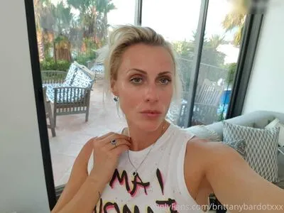 Brittany Bardot OnlyFans Leaked Free Thumbnail Picture - #P9hKSY9Vct