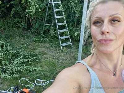 Brittany Bardot OnlyFans Leaked Free Thumbnail Picture - #S1jL4jwk05