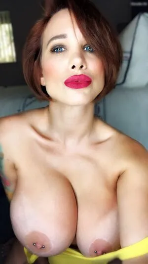 Brittany Elizabeth Welsh OnlyFans Leaked Free Thumbnail Picture - #FfU7iTN7zd