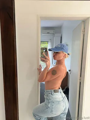 Brittany Lust OnlyFans Leaked Free Thumbnail Picture - #4flGK3R201