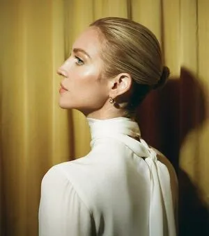 Brittany Snow OnlyFans Leaked Free Thumbnail Picture - #KDmmUAKY0N