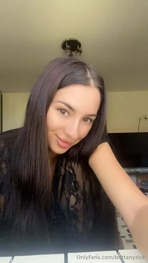 Brittanyzick OnlyFans Leaked Free Thumbnail Picture - #Vv8DY84Y1z