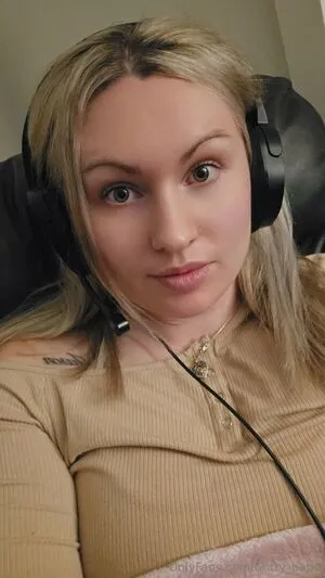 Britty Babe OnlyFans Leaked Free Thumbnail Picture - #4xxsaJc3gB