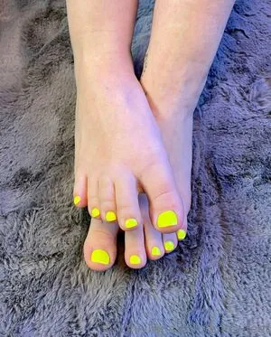 Britty Feet OnlyFans Leaked Free Thumbnail Picture - #QhzJfUKSSE