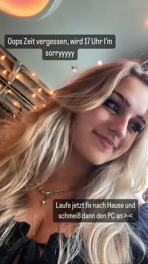Brok3ndollz Emmo Ig OnlyFans Leaked Free Thumbnail Picture - #e9tZHeRW6L