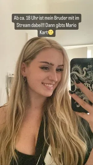 Brok3ndollz Emmo Ig OnlyFans Leaked Free Thumbnail Picture - #eQUGx8lOJk