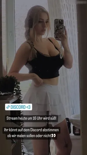Brok3ndollz Emmo Ig OnlyFans Leaked Free Thumbnail Picture - #ryDPAFD585