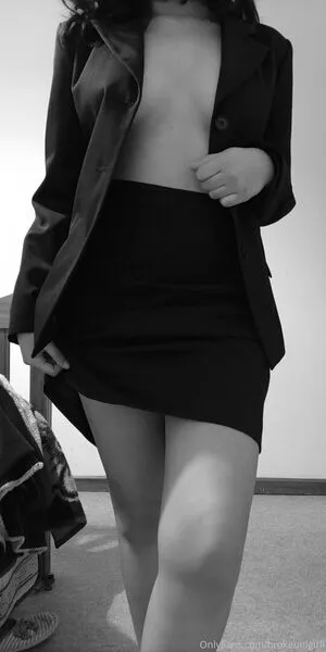 Brokeunigirll OnlyFans Leaked Free Thumbnail Picture - #VMB1zxCBFT