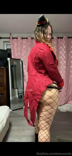 Broncocutie OnlyFans Leaked Free Thumbnail Picture - #M7KmmD9ONK