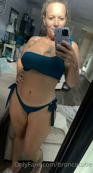 Broncocutie OnlyFans Leaked Free Thumbnail Picture - #Z8ynIxnkku