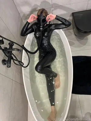 Bronnica OnlyFans Leaked Free Thumbnail Picture - #Ttw5sxgJ0Y