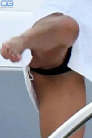 Brooke Burke OnlyFans Leaked Free Thumbnail Picture - #h3DiHRztUV