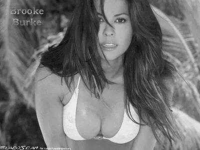 Brooke Burke OnlyFans Leaked Free Thumbnail Picture - #jMbKeWJ1Z2