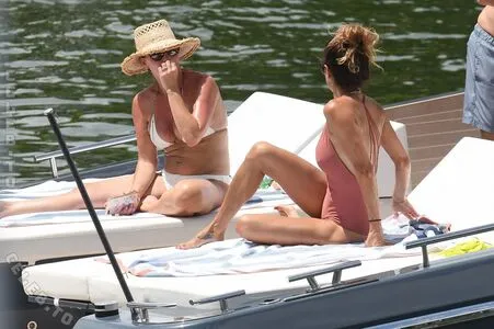 Brooke Burke OnlyFans Leaked Free Thumbnail Picture - #kEHcPxdxR1