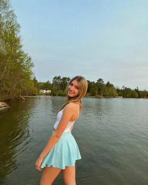 Brooke Isabella OnlyFans Leaked Free Thumbnail Picture - #DyQWkA1Ao3