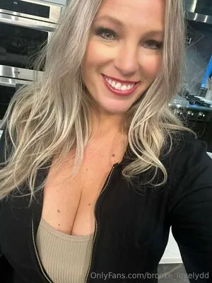 Brooke Lovelydd OnlyFans Leaked Free Thumbnail Picture - #htYMRHYMSr