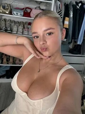 Brooke Marsden OnlyFans Leaked Free Thumbnail Picture - #eaffRFVJ6B